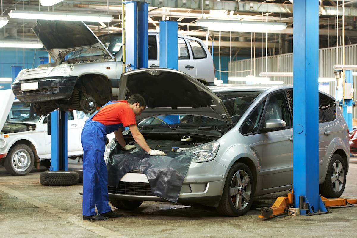 Quels sont les documents indispensables dans un atelier de réparation automobile ?